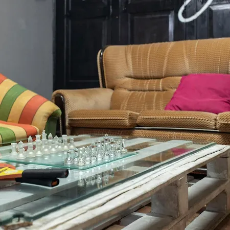 Le Penguin * Distrikt Faro